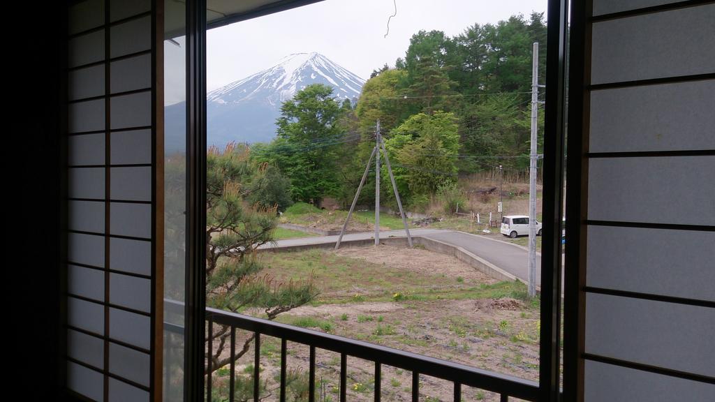 Teishaba Guesthouse&Cafe Фудзі-Йосіда Номер фото